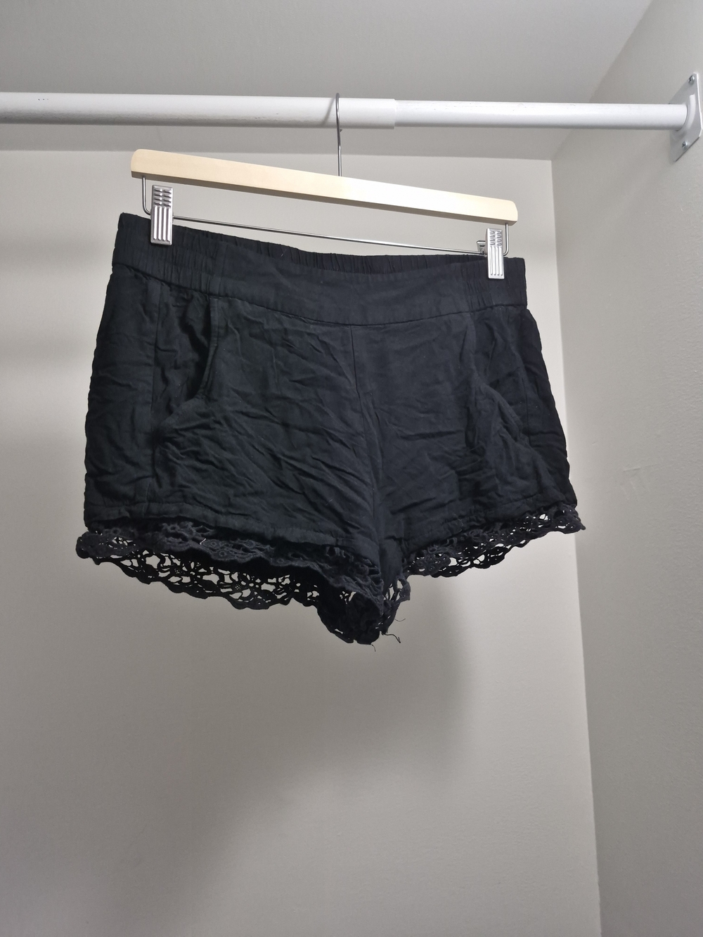 Express Black High-Waist Crochet Trim Shorts